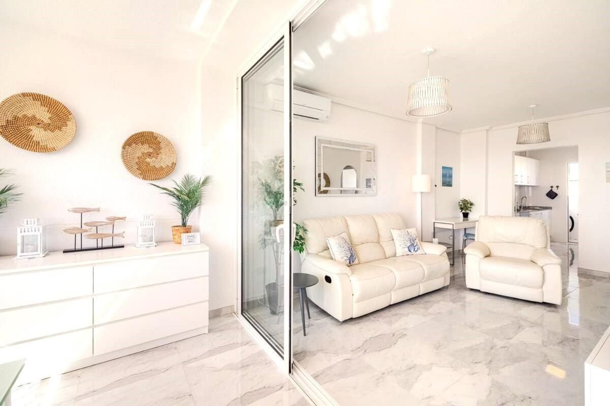 Penthouse Bellavista With Sea Views Apartment ตอร์เรเวียคา ภายนอก รูปภาพ