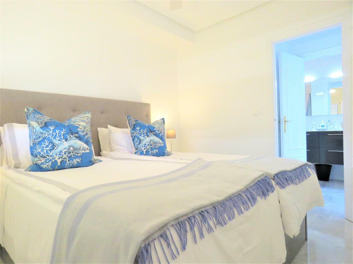 Penthouse Bellavista With Sea Views Apartment ตอร์เรเวียคา ภายนอก รูปภาพ